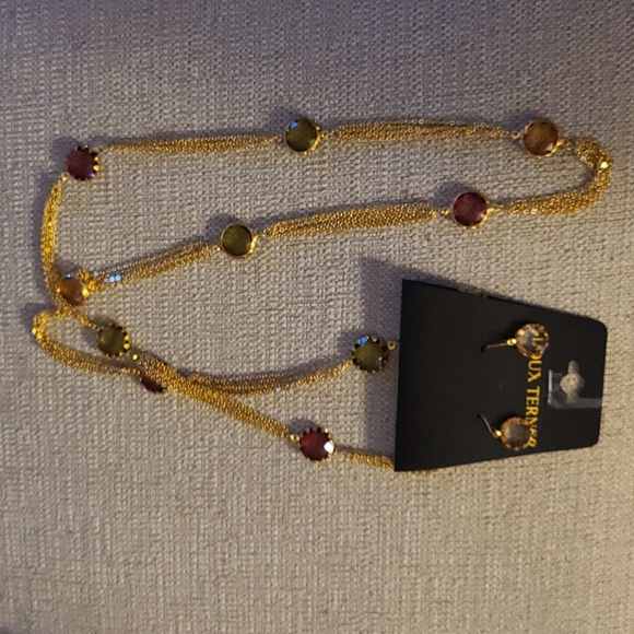 Necklace andearings - Picture 4 of 4